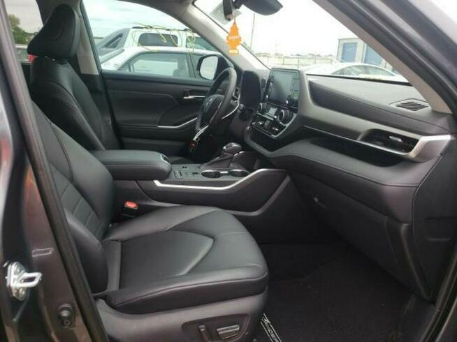 Toyota Highlander 2020, 3.5L, XLE, po gradobiciu Warszawa - zdjęcie 5