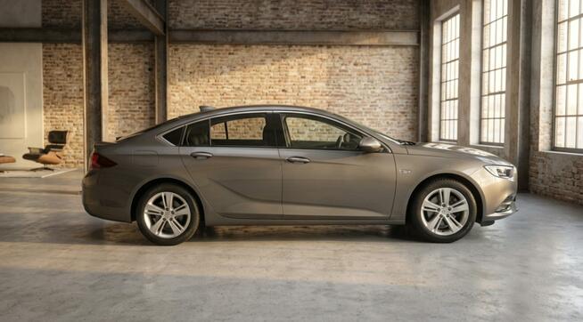 Opel Insignia Bezwypadkowy rok gwarancji Kraków - zdjęcie 4