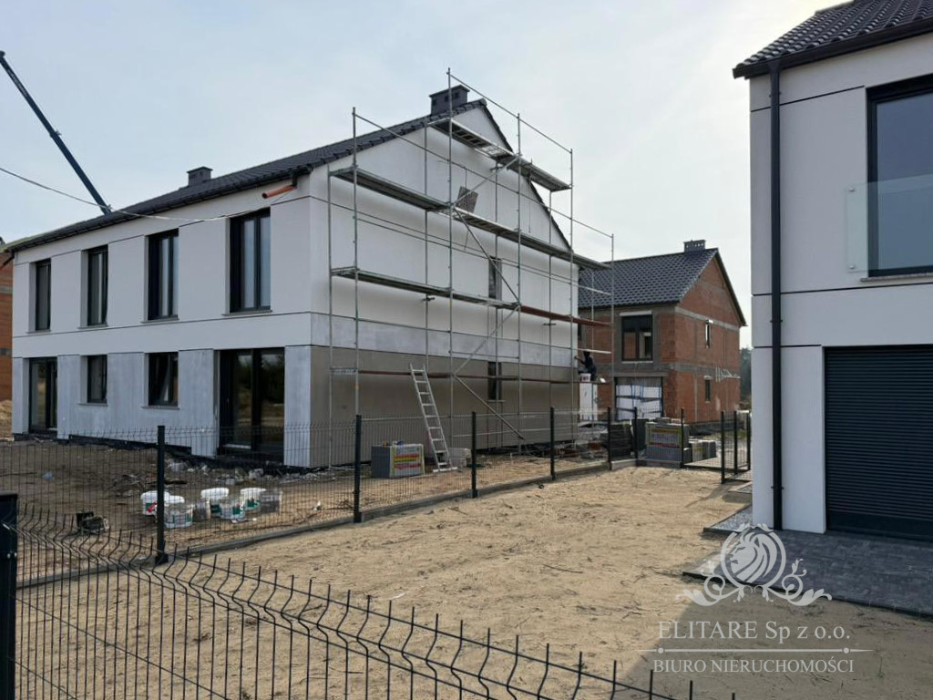 Dom o pow. 109,85m2 + garaż16,24m2, pompa ciepła/ Miłoszyce, Jelcz Miłoszyce - zdjęcie 9