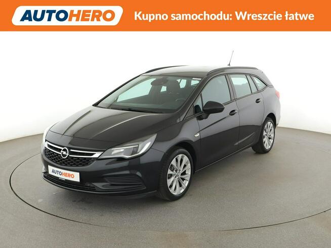 Opel Astra niski przebieg PDC grzane fotele+kier. klima-auto. Warszawa - zdjęcie 1