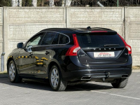 Volvo V60 2,0D4 181KM Momentum/Ledy/Xenon/Skóry/Navi/PDC/Serwis/ Węgrów - zdjęcie 4