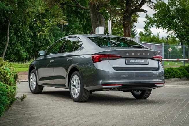 Škoda Octavia Edition 130 Selection 1.5 TSI m-HEV 150 KM DSG Łódź - zdjęcie 10