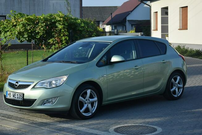 Opel Astra 1.4B Klima/ Navi/ DVD/ 2 Kpl Kół/ Sprowadzony/ Opłacony Tarnogród - zdjęcie 4