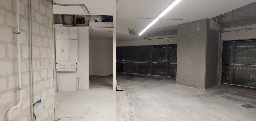 3pok, 95met, Sky Tower KOMÓRKA/GARAŻ/WINDA/2013 (Wrocław) Krzyki - zdjęcie 5