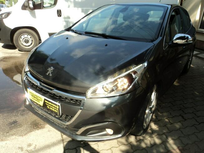 sprzedam peugeota 208 z 16r  nowiutki akumulator zakupiony Lublin - zdjęcie 2