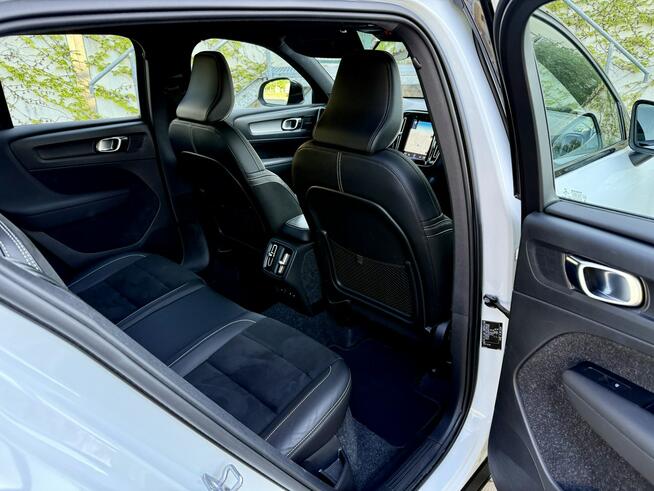 Volvo XC 40 2.0 B4 R-Design Faktura VAT 23% harman &amp; kardon Tarnowskie Góry - zdjęcie 10