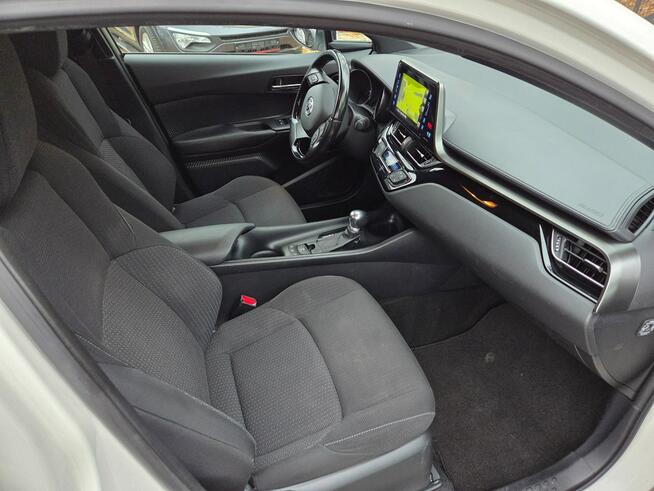 Toyota C-HR 1.8 HSD Bezwypadkowy Navi Kamera Ast. Pasa Distronic Otwock Mały - zdjęcie 10