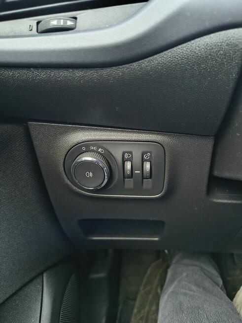 Opel Corsa 2018 Katowice - zdjęcie 10