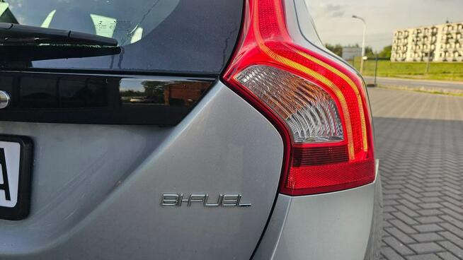 Volvo V60 2.0 benzyna Moc 240 KM benzyna - GAZ Płock - zdjęcie 9