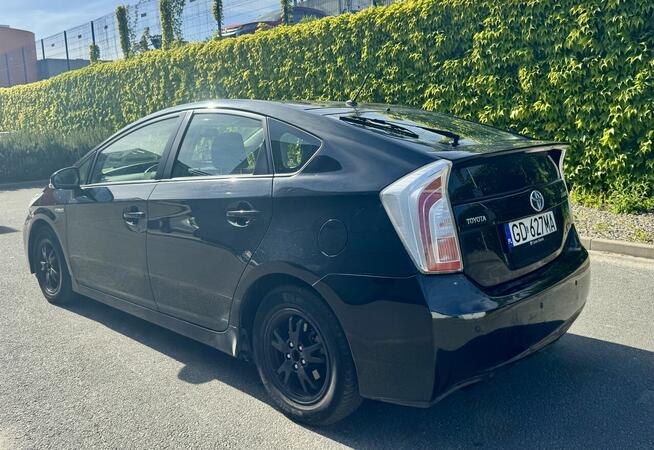 Toyota Prius Hybrid 1.8 | JBL | HUD | Kamera | 2 kluczyki Gdańsk - zdjęcie 4