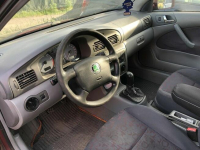Skoda Octavia 1.6MPI Sprawna Technicznie Zarejestrowana Łódź Łódź - zdjęcie 8