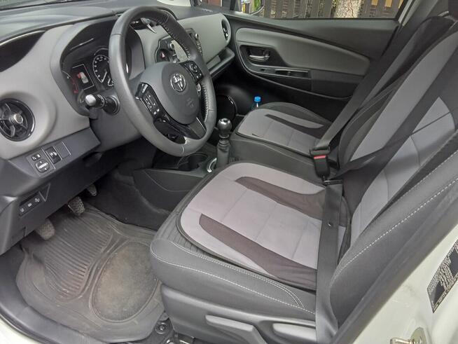 Sprzedam Toyota YARIS 5H/B 1,5_VVT-IE 6M/T Premium Fabryczna - zdjęcie 7