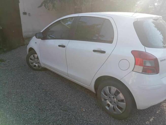 Toyota Yaris Opatów - zdjęcie 2
