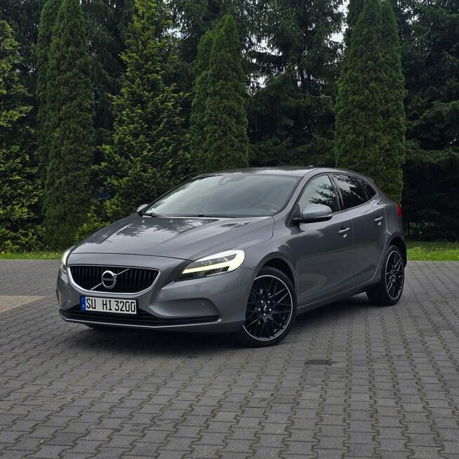 Volvo V40 II 2.0 D2 Drive-E Summum Ostrów Mazowiecka - zdjęcie 1