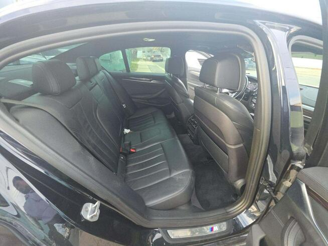 BMW 530 xDrive / M-Pakiet / niski przebieg Wrocław - zdjęcie 9