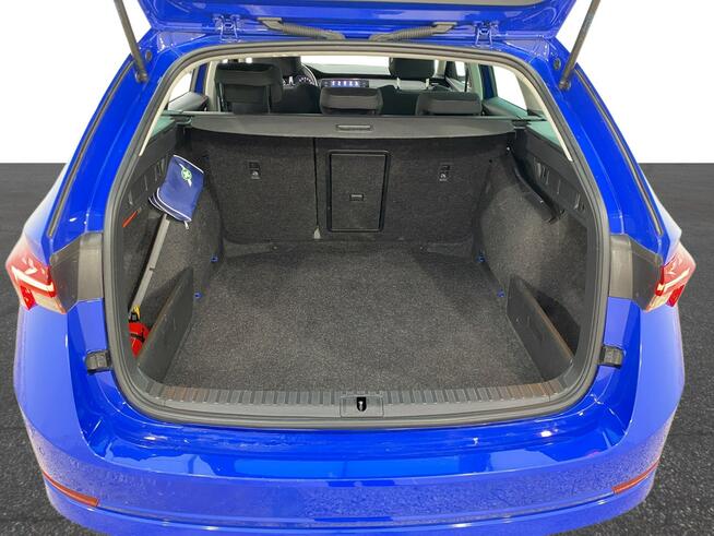 Skoda Octavia 2.0 TDI Ambition Kombi Warszawa - zdjęcie 11