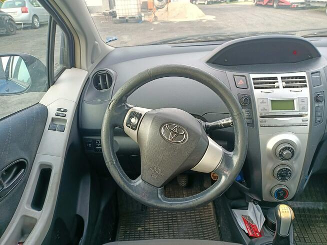 Toyota Yaris 1.3+LPG 06r Tarnów - zdjęcie 7