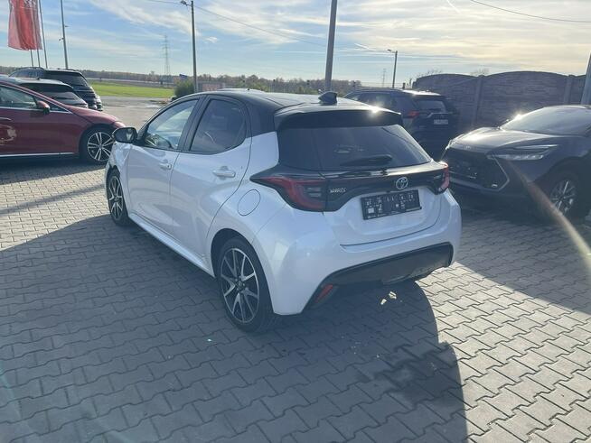 Toyota Yaris Executive Hybryda Automat Klimatronik Kamera 116KM Gliwice - zdjęcie 2