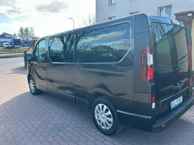 Opel Vivaro 2XL  9-osobowy tylko 188 tys km BEZWYPADKOWY Słupsk - zdjęcie 5