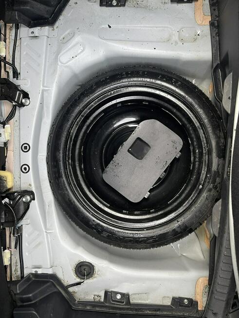 Toyota Yaris Klimatyzacja Kamera cofania Aktywny tempomat Gliwice - zdjęcie 4