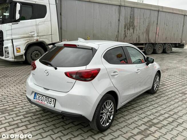Mazda 2 SKYACTIV-G 90 Exclusive-Line Krosno - zdjęcie 4