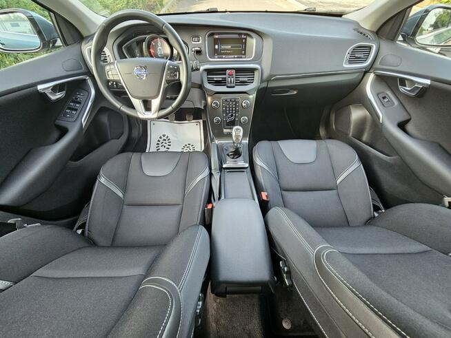 Volvo V40 Ładne i Zadbane* Panorama dach* Rok GWARANCJI Opoczno - zdjęcie 7