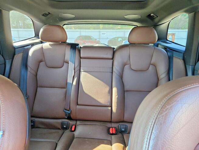 Volvo XC 60 INSCRIPTION / AWD / T5 / niski przebieg Cieszyn - zdjęcie 10