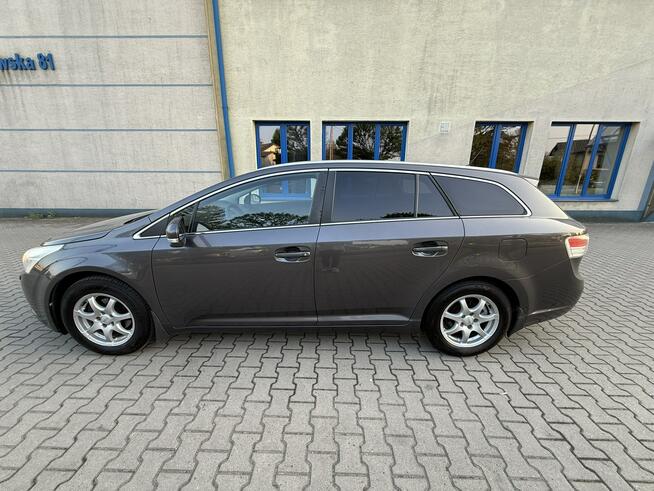 Toyota Avensis 2.0B 2011r Climatronic Automat Alufelgi Serwis Hak! Sokołów Podlaski - zdjęcie 9