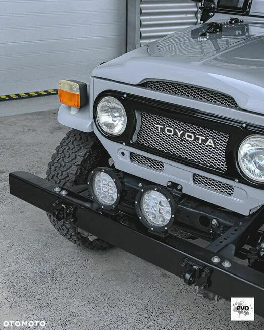 Toyota Land Cruiser FJ40 Benzyna 1980r Unikat Ropczyce - zdjęcie 12