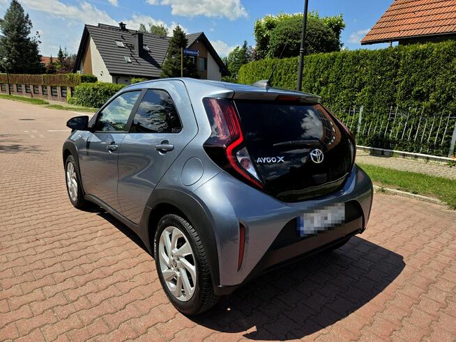Toyota Aygo X 1.0 Benz. 72KM 2024r LED, Radar, Kamer, Niski Przebieg Tychy - zdjęcie 4