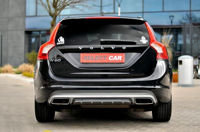Volvo V60 LiFT 2,0D 5-Cilindrów Automat  Ledy Skóra Navi Full Opcja Płock - zdjęcie 11