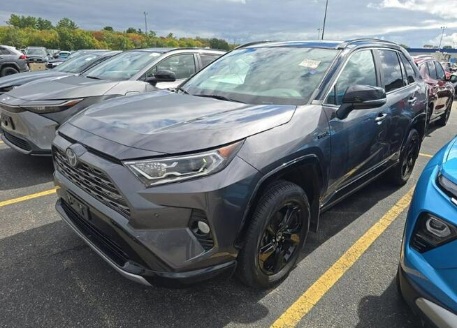 Toyota RAV-4 Bogata wersja wyposażenia / AWD / Hybryda Warszawa - zdjęcie 2