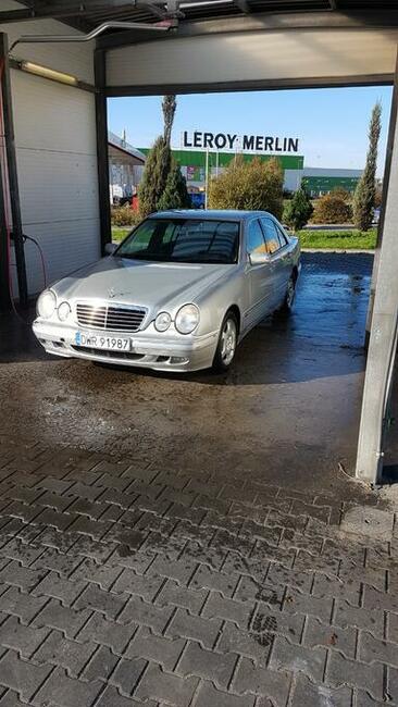 Mercedes E280 V6 204KM 2000r. AVANTGARDE TIPTRONIC LIFT Domasław - zdjęcie 1