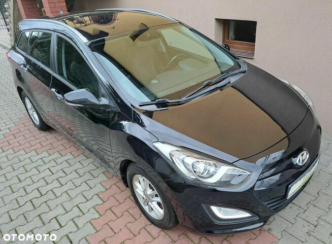 Hyundai i30 1.4 CRDi Advantage Chodzież - zdjęcie 12
