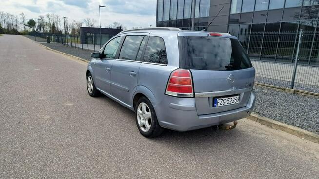 Opel Zafira B 2005 1,6 105 KM Lpg Gaz Hak 7 osób Isofix Klima Pabianice - zdjęcie 6