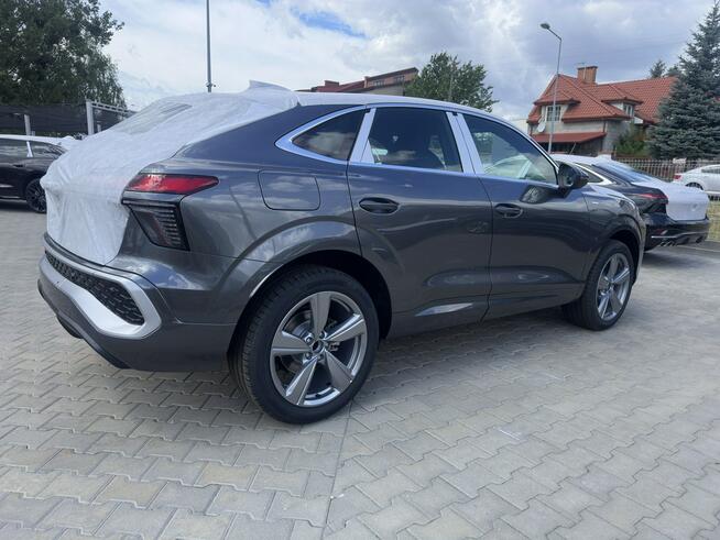 Audi Q3 TFSI 150 KM S tronic Pakiet Tech plus Radom - zdjęcie 5