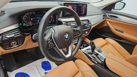 BMW 520 Luxury Line aut ! Z Polskiego Salonu ! Faktura VAT ! Warszawa - zdjęcie 9