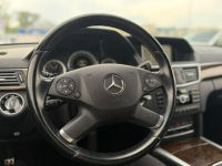 Mercedes E 250 automat bixsenon Lębork - zdjęcie 9
