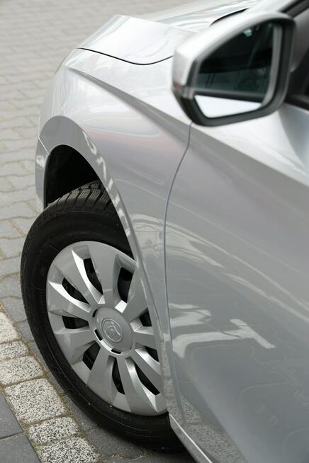 Škoda Fabia 1,0 110 KM Ambition manual Tychy - zdjęcie 11