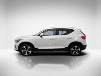 Volvo XC 40 2.0 Plus Bright 2WD ! Z Polskiego Salonu ! Faktura Vat ! Warszawa - zdjęcie 2