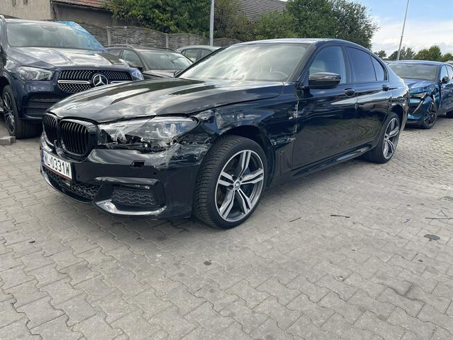 BMW 750 Salon PL xDrive Pamięć Harman/Kardon Kamera Pneumatyka Gliwice - zdjęcie 5