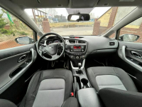 Kia Cee'd 1.6 benzyna 135 KM super stan klima parktronik Kobylnica - zdjęcie 8