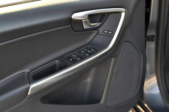 Volvo S60 2.0 D3 150 KM Lift Led FULL OPCJA Skóra Navi Płock - zdjęcie 12