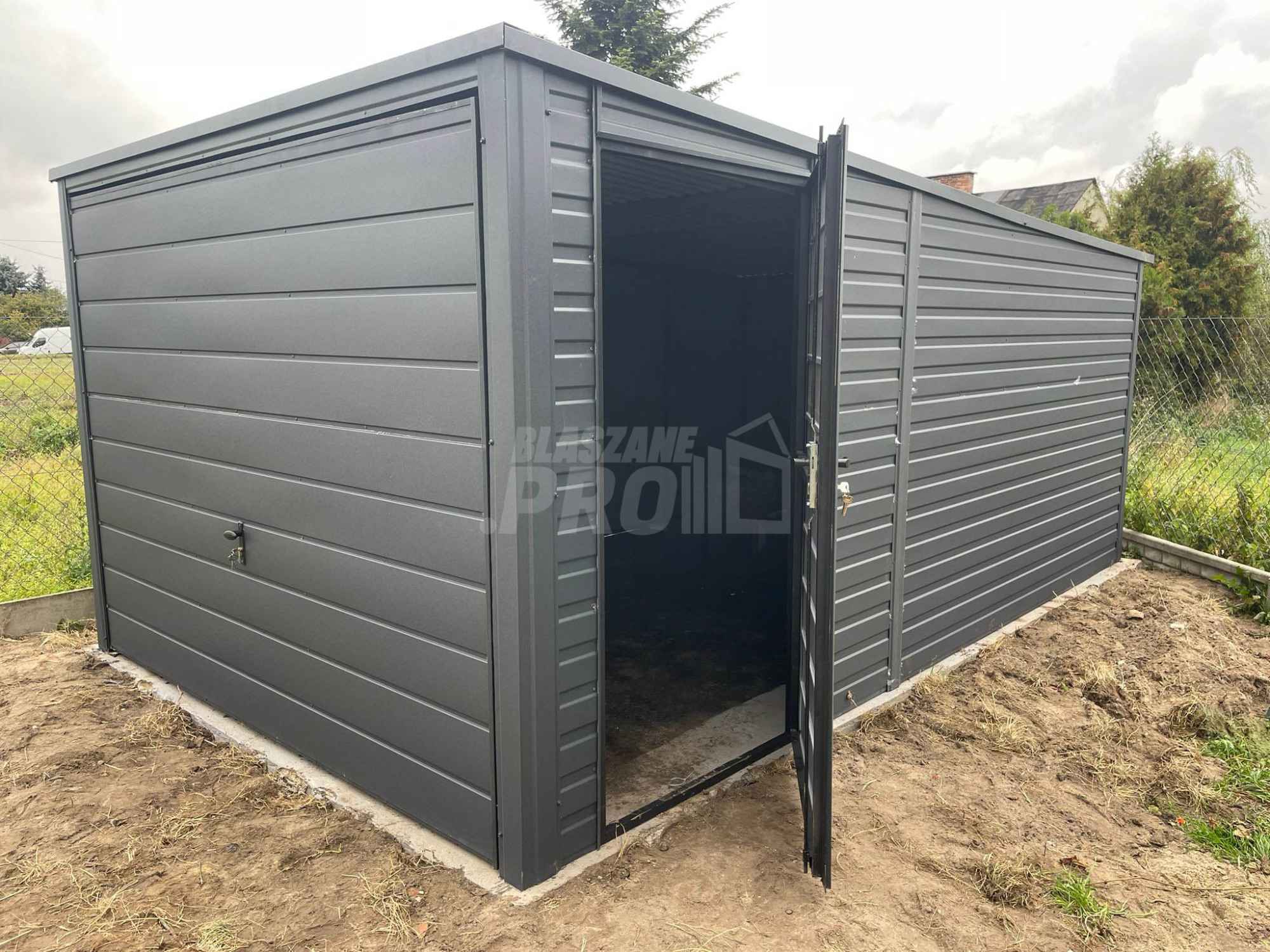Garaż blaszany 3x5m  Brama uchylna + drzwi  Dach spad w tył GP229 Sieradz - zdjęcie 3