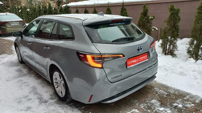 Toyota Corolla Comfort e-CVT 1.8 Hybryda Pełna historia ASO FV23% Gdańsk - zdjęcie 4