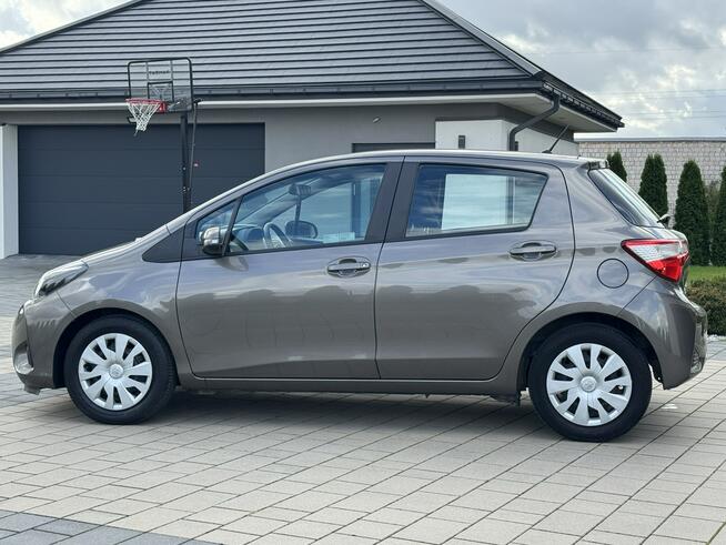 Toyota Yaris 1.0 Benzyna Active Salon PL Serwisowany w ASO Zambrów - zdjęcie 8