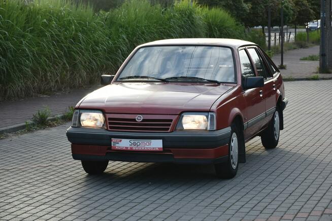 Opel Ascona 1.6 BENZYNA 75KM 1988r. HB 164tkm POLECAM Kampinos - zdjęcie 2