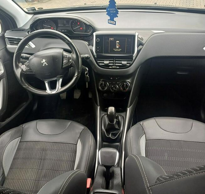 Peugeot 2008 1.6 BlueHDi 100KM Suchorzew - zdjęcie 9