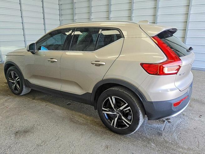 2023 VOLVO XC40 PLUS Kraków - zdjęcie 2
