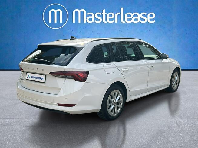 Škoda Octavia 2.0 TDI Ambition! Z Polskiego Salonu ! Faktura 23% ! Warszawa - zdjęcie 5